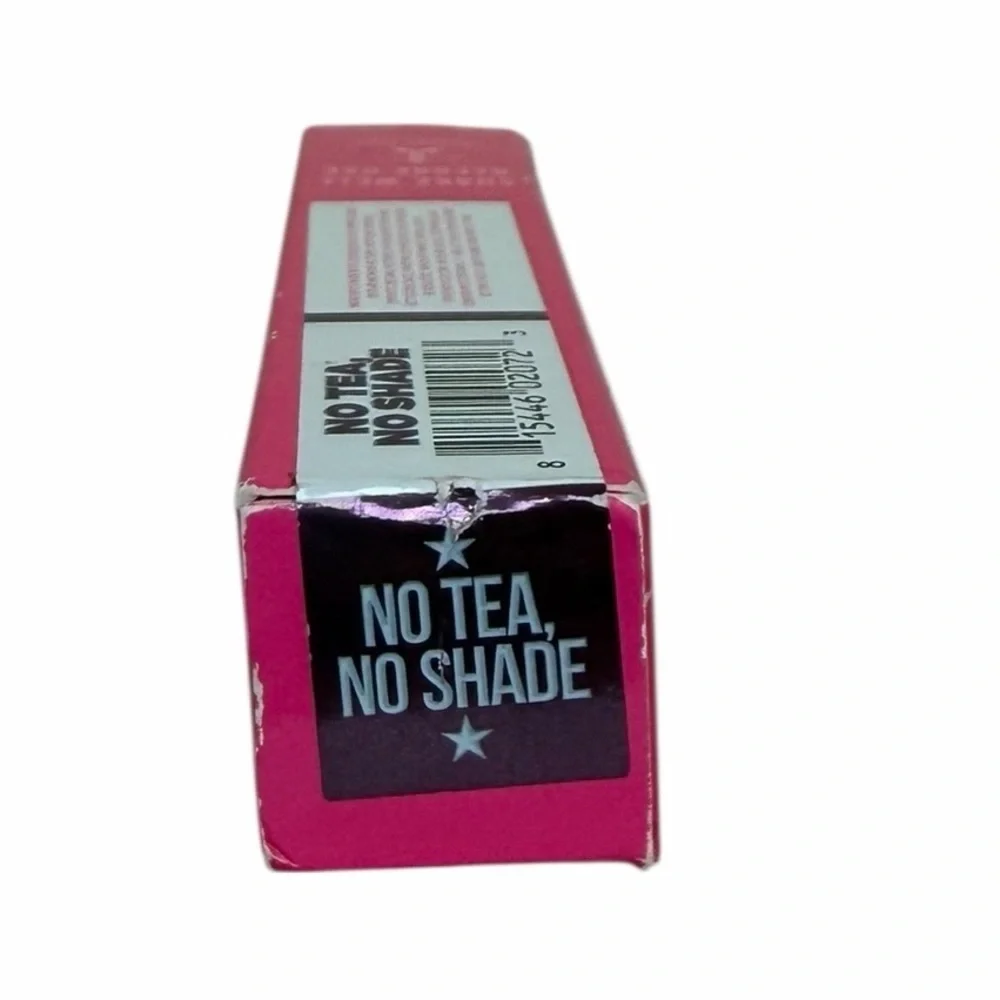 No Tea, No Shade” Lipstick – Bold Pink